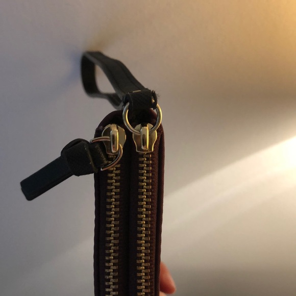 kate spade wallet - Picture 2 of 4